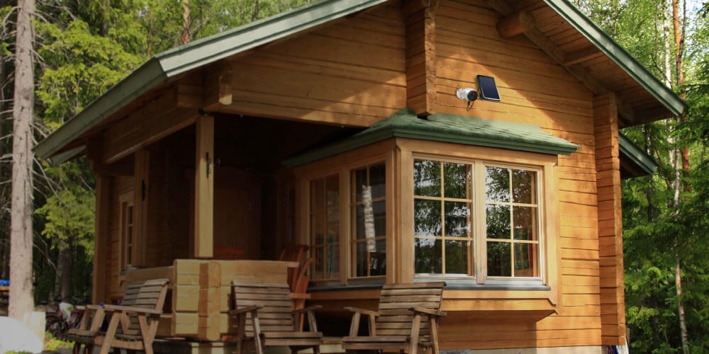 Reolink Go 4G Cellular Security Camera Protects Remote Property