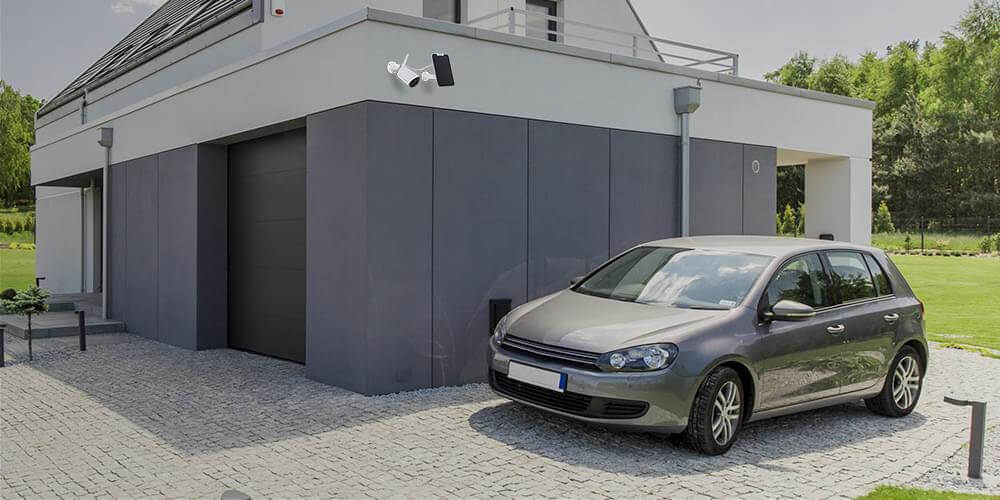 Argus Eco Wire-Free Outdoor Security Camera Protects Garage