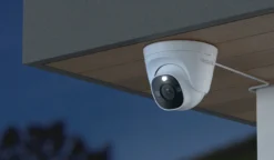 מצלמת אבטחה חכמה Reolink P334 – רזולוציית 4K Ultra HD עם זיהוי אנושי ורכב